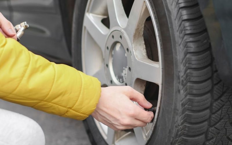 Viajes largos en carretera: la importancia de revisar frenos y llantas